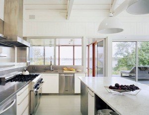 Diseño moderno interior y estilo Hamptons exterior - Canexel