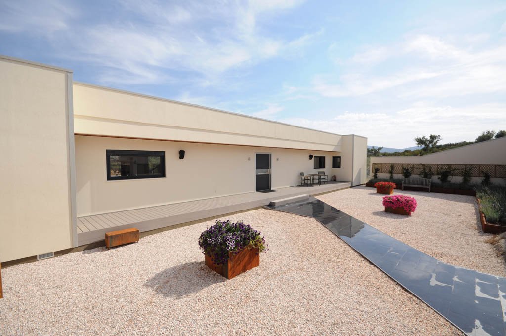 Imagen de Diseños de casas minimalistas en Canexel entrada-casa-moderna
