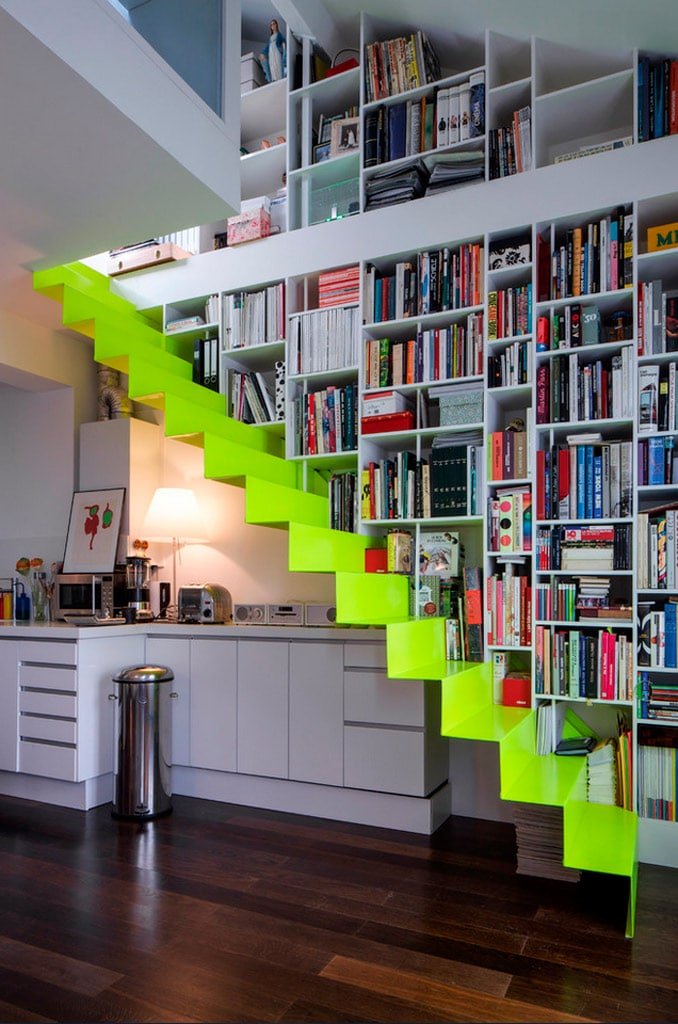 Imagen de Ideas para aprovechar el espacio bajo la escalera en Canexel cocina bajo escalera