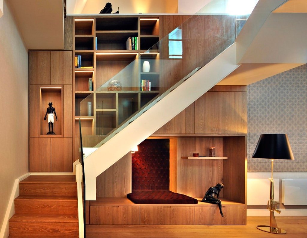 Imagen de Ideas para aprovechar el espacio bajo la escalera en Canexel relax en espacio bajo escalera