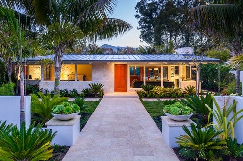 Imagen de Bungalow: casa pequeña en una planta en Canexel casa de madera de diseño