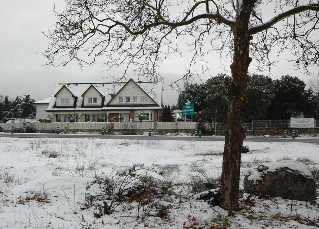 Imagen de Casas de Madera Nevadas en Canexel Chalet Piloto Nevado