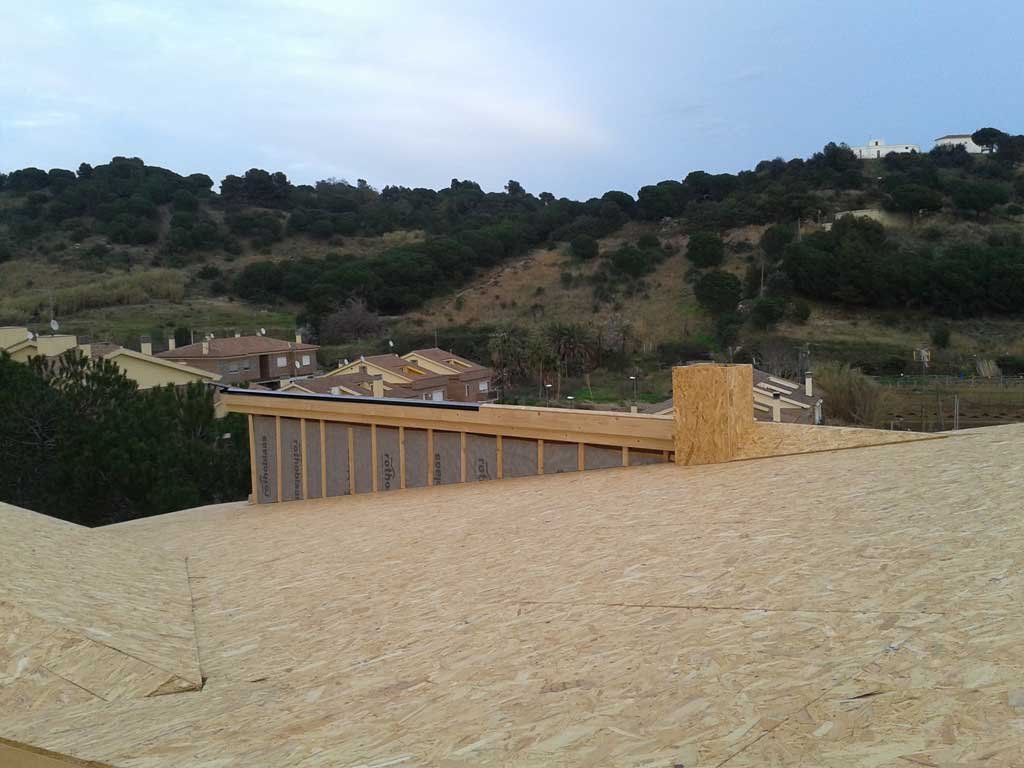 Imagen de Tejado de pizarra para casas de madera en Canexel Cubierta OSB
