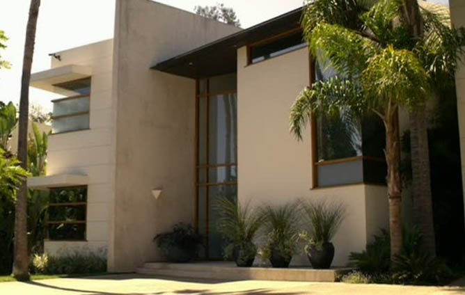 Imagen de Las casas de la serie Modern Family en Canexel Fachada Principal Casa Jay y Gloria