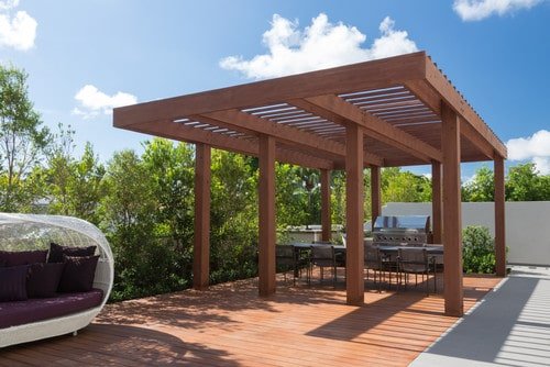 Imagen de Pérgolas, la solución clásica para exteriores en Canexel Pérgola de Madera