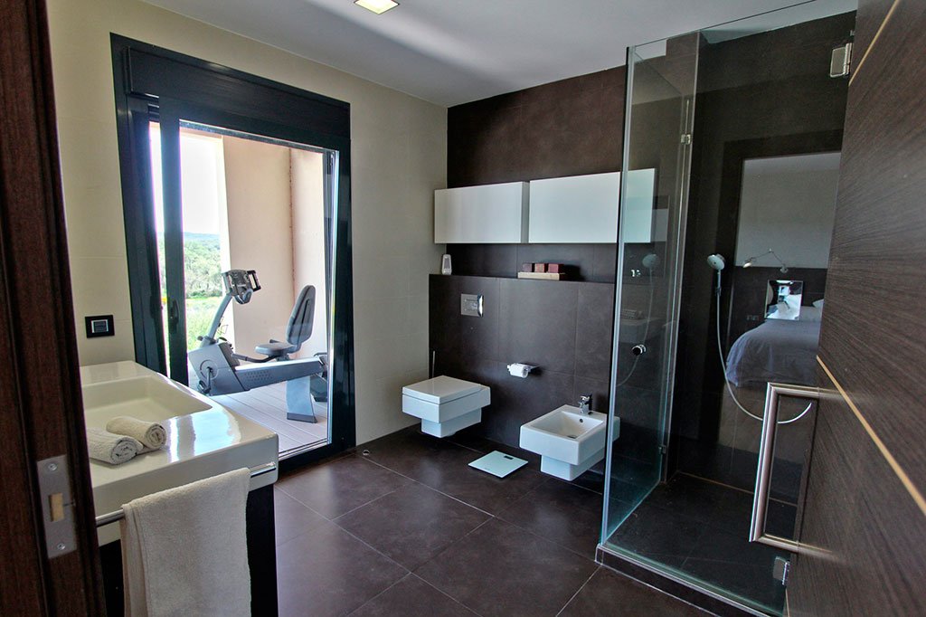 Imagen de Diseños de casas minimalistas en Canexel Baños a medida