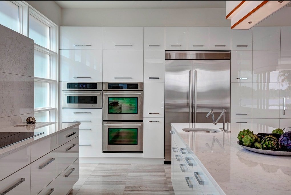 Imagen de Casa moderna de lujo en Orlando en Canexel cocina con isla