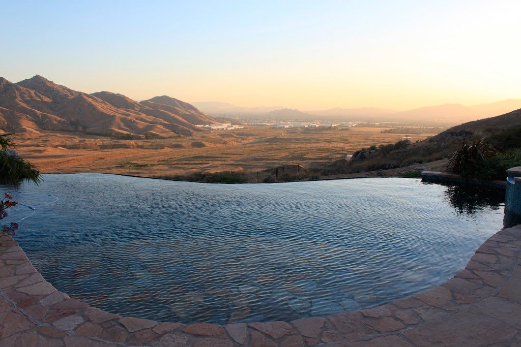 piscina con vistas