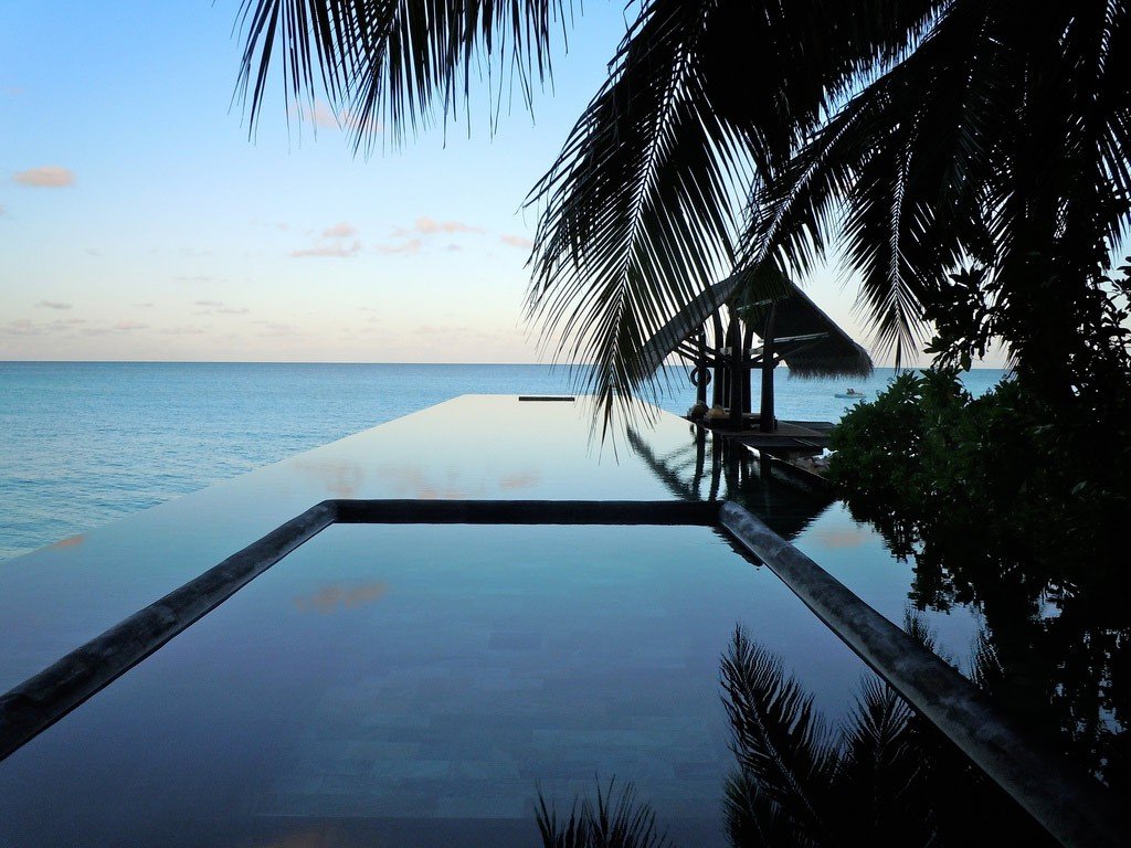 piscina-fusion-con-horizonte