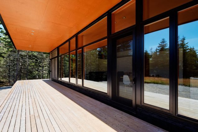 Casas de color negro, la nueva tendencia - Canexel