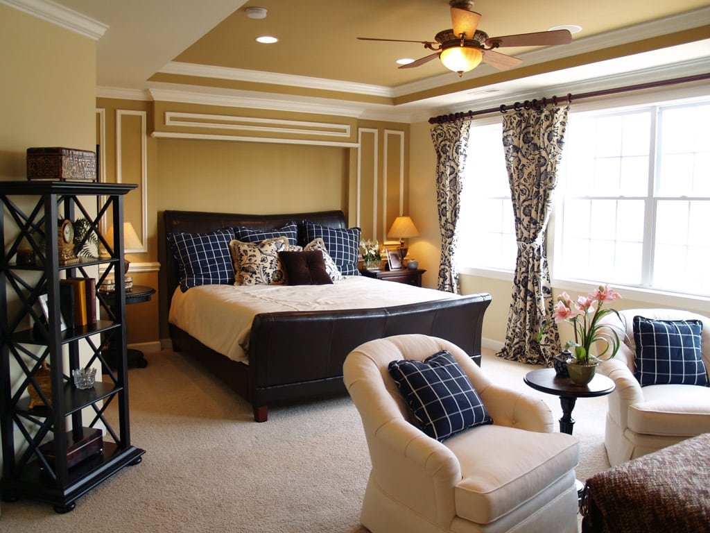 Imagen de Ideas para la decoración de dormitorios en Canexel Ventana Barrotillo dormitorio